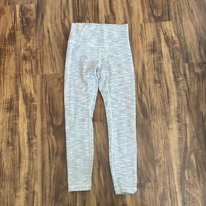Lululemon wunder under size 6